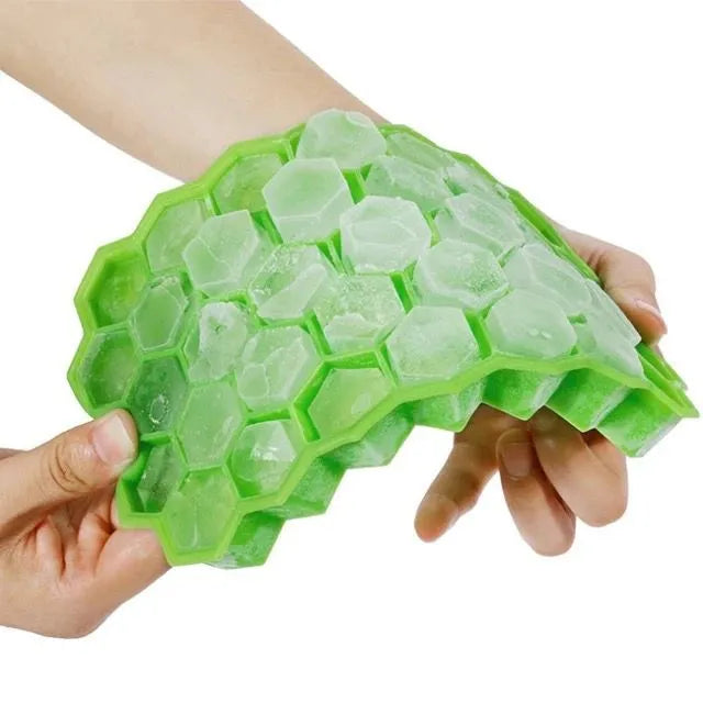 Silicon ice cube tray for summer